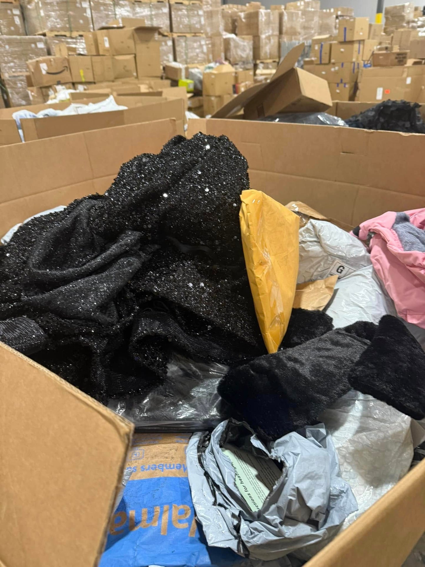 Clothing Pallets