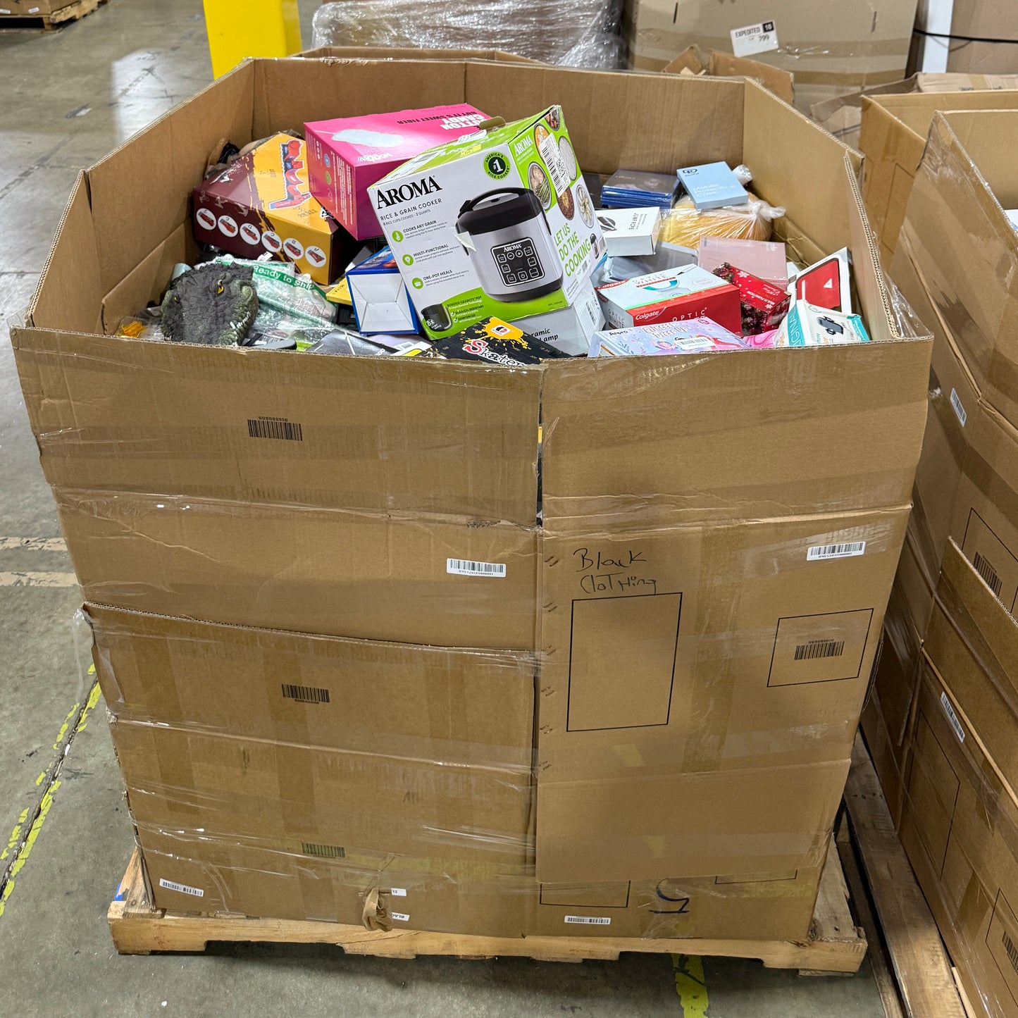 4.5ft AMZ LPN & FC Mix Pallet