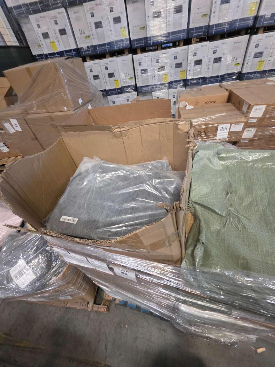 Mixed Items Truckload