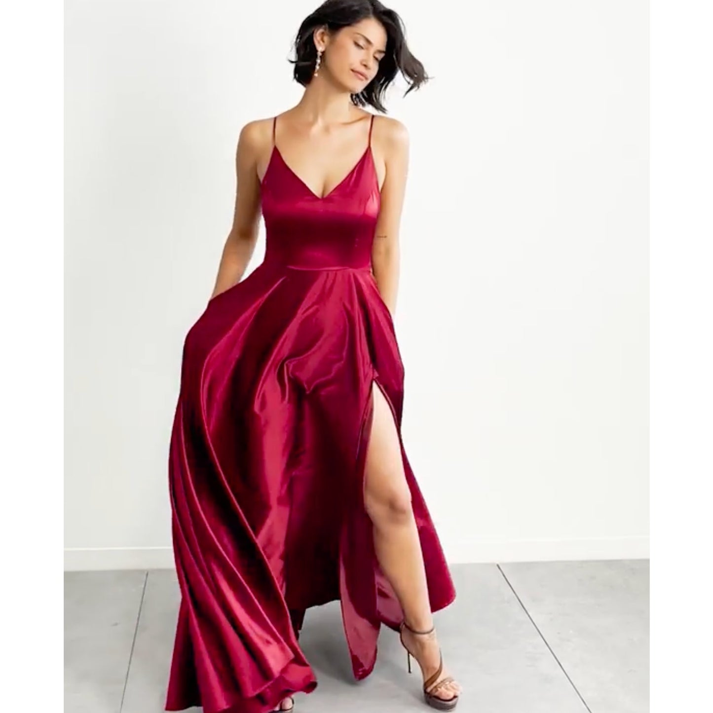 Juniors' V-Neck Satin Gown, Created for Macy's Size 0-2